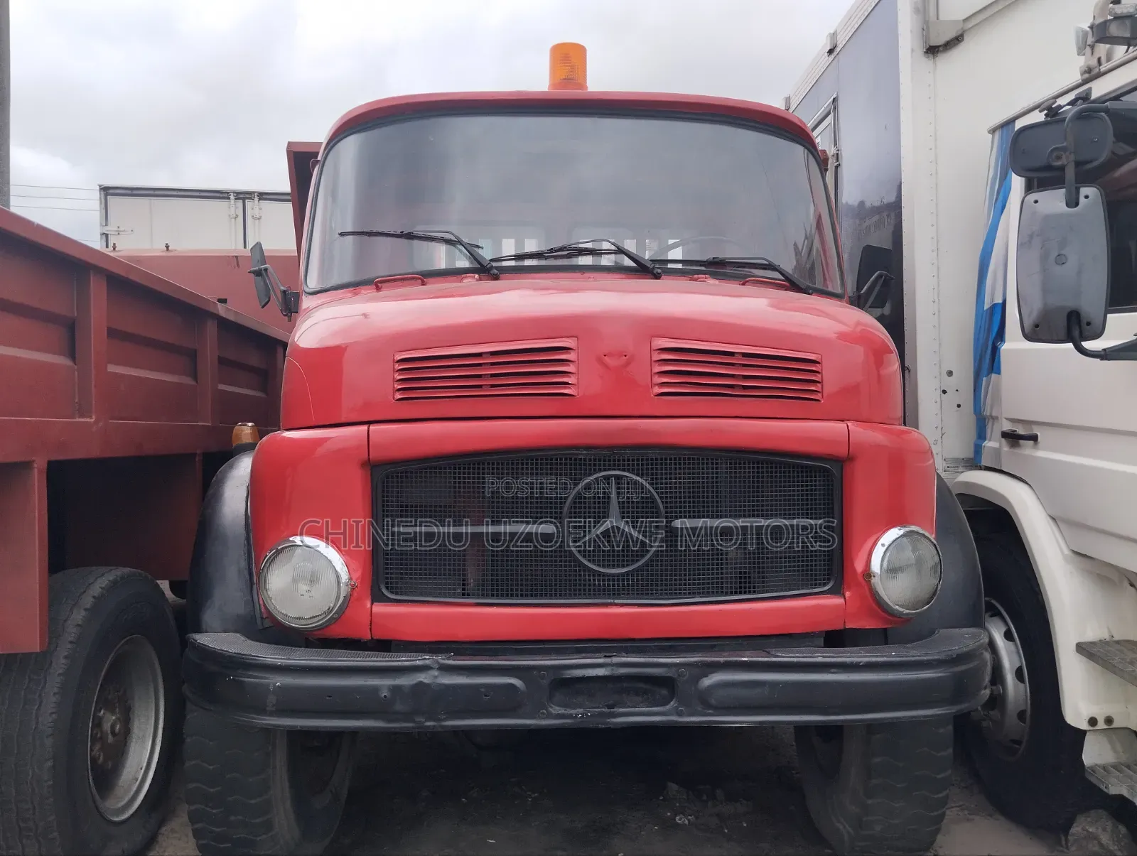 Mercedes Tipper 1519