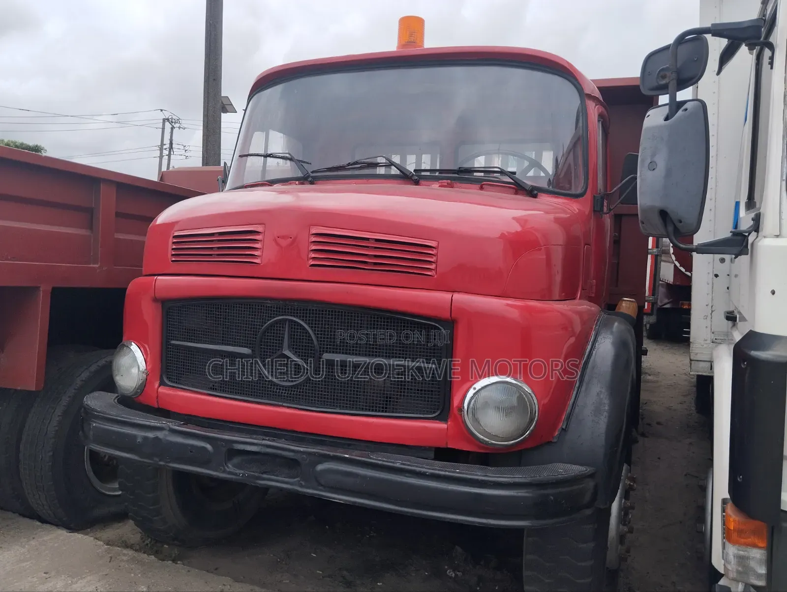 Mercedes Tipper 1519