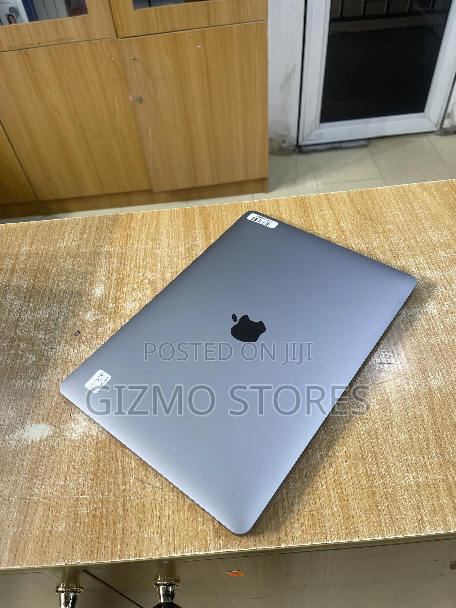 Laptop Apple MacBook Pro 2018 8GB Intel Core i7 SSD 512GB