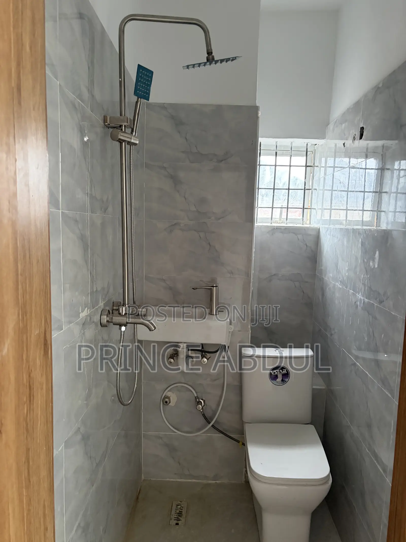 Furnished 3bdrm Block of Flats in Life Camp for sale