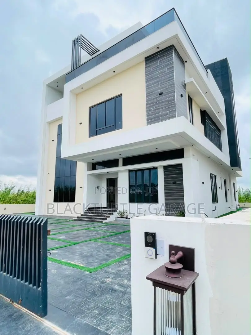 6bdrm Duplex in Off Lekki-Epe Expressway for sale