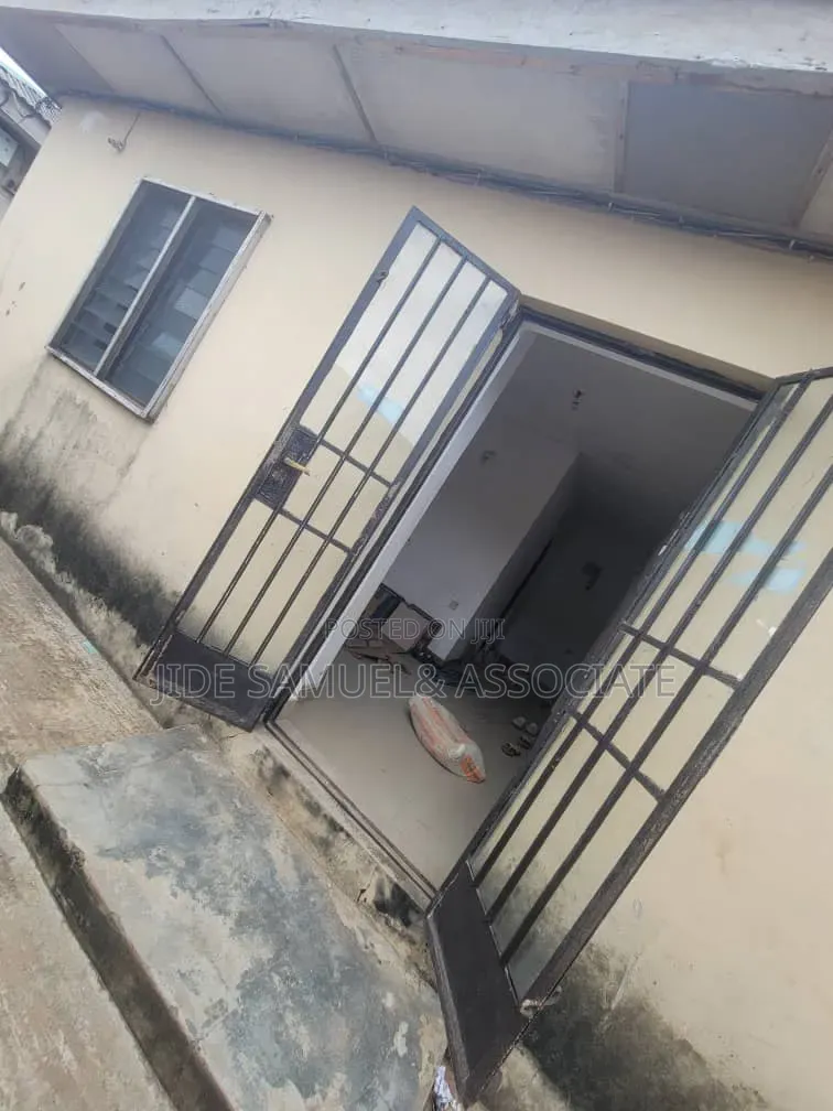 Furnished 1bdrm Bungalow in Ayobo for rent