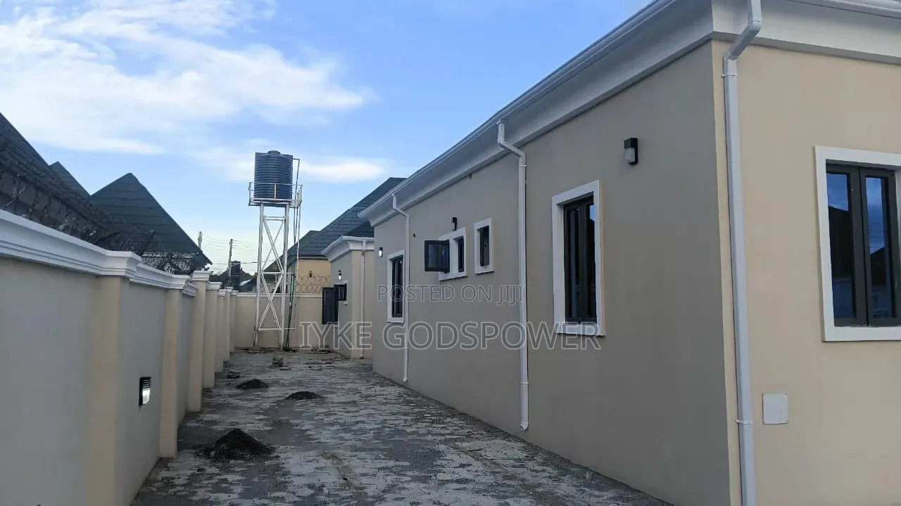 3bdrm Bungalow in Supercell, Zone B for sale