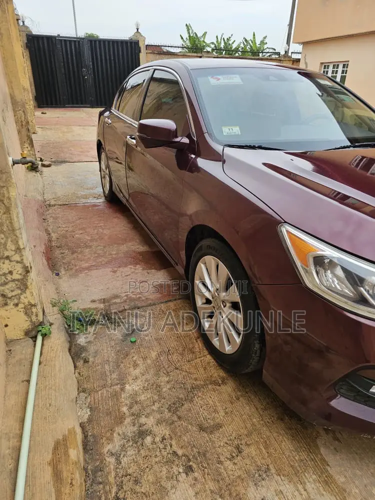Honda Accord EX-L 4dr Sedan FWD (2.4L 4cyl 2A) 2017 Red