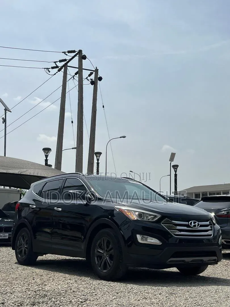 Hyundai Santa Fe 2014 Black