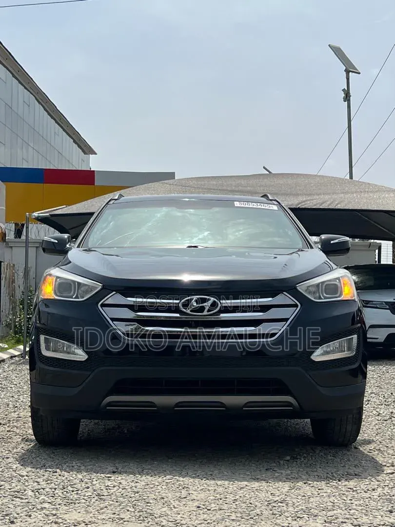 Hyundai Santa Fe 2014 Black