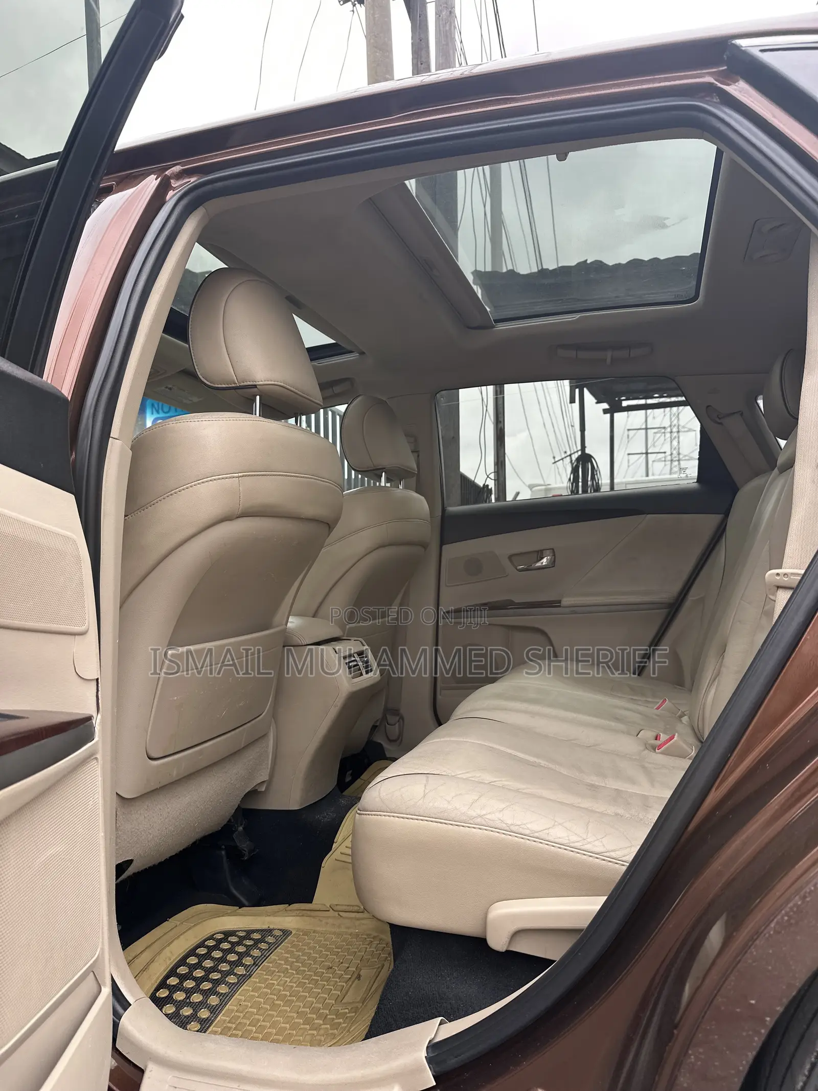 Toyota Venza AWD 2010 Brown
