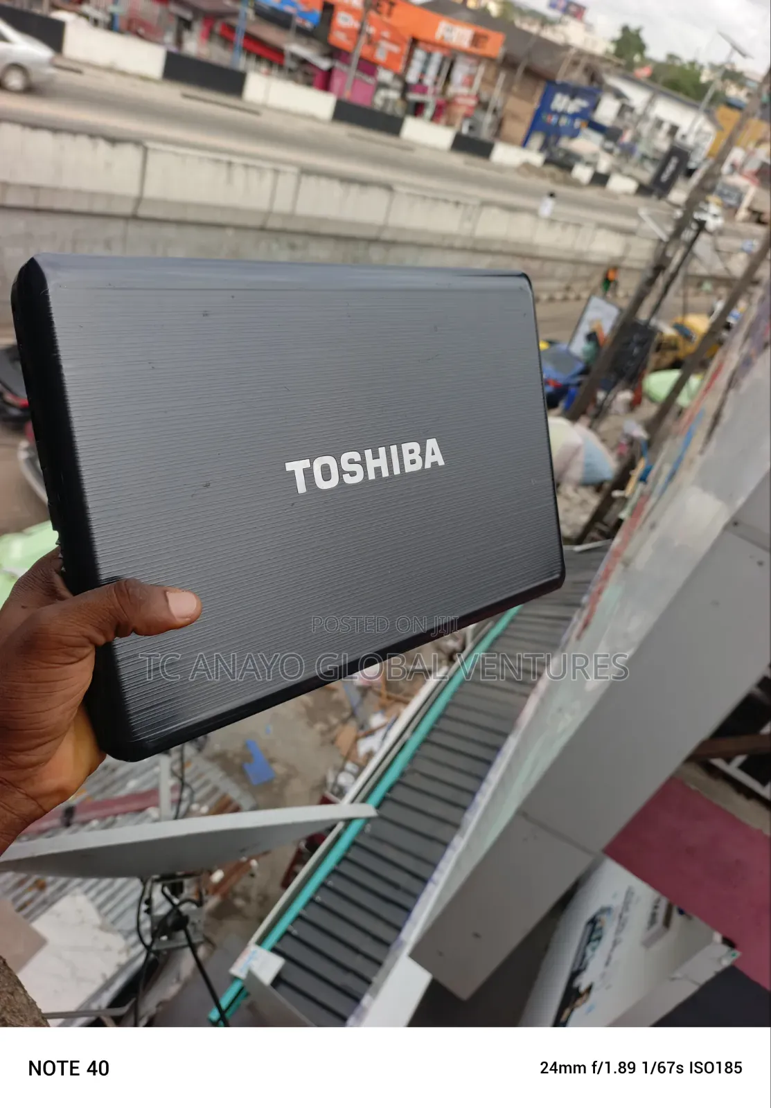 Laptop Toshiba Satellite P745 8GB Intel Core i3 HDD 320GB