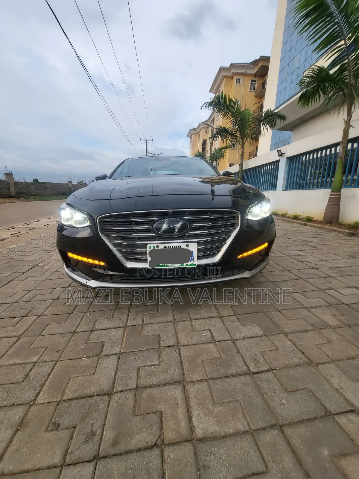 Hyundai Azera 2017 Black