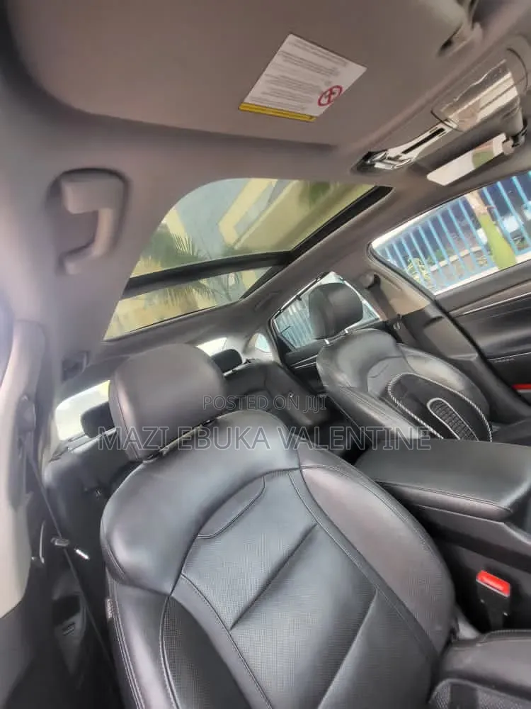 Hyundai Azera 2017 Black
