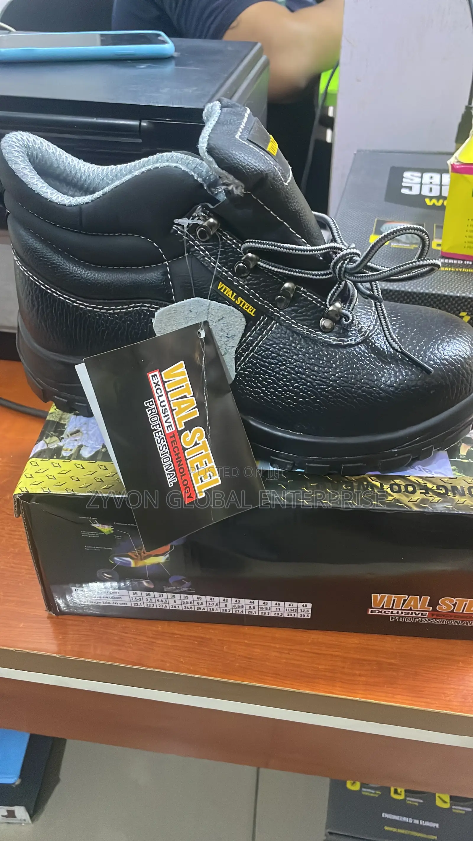 Vital Steel Safety Shoe