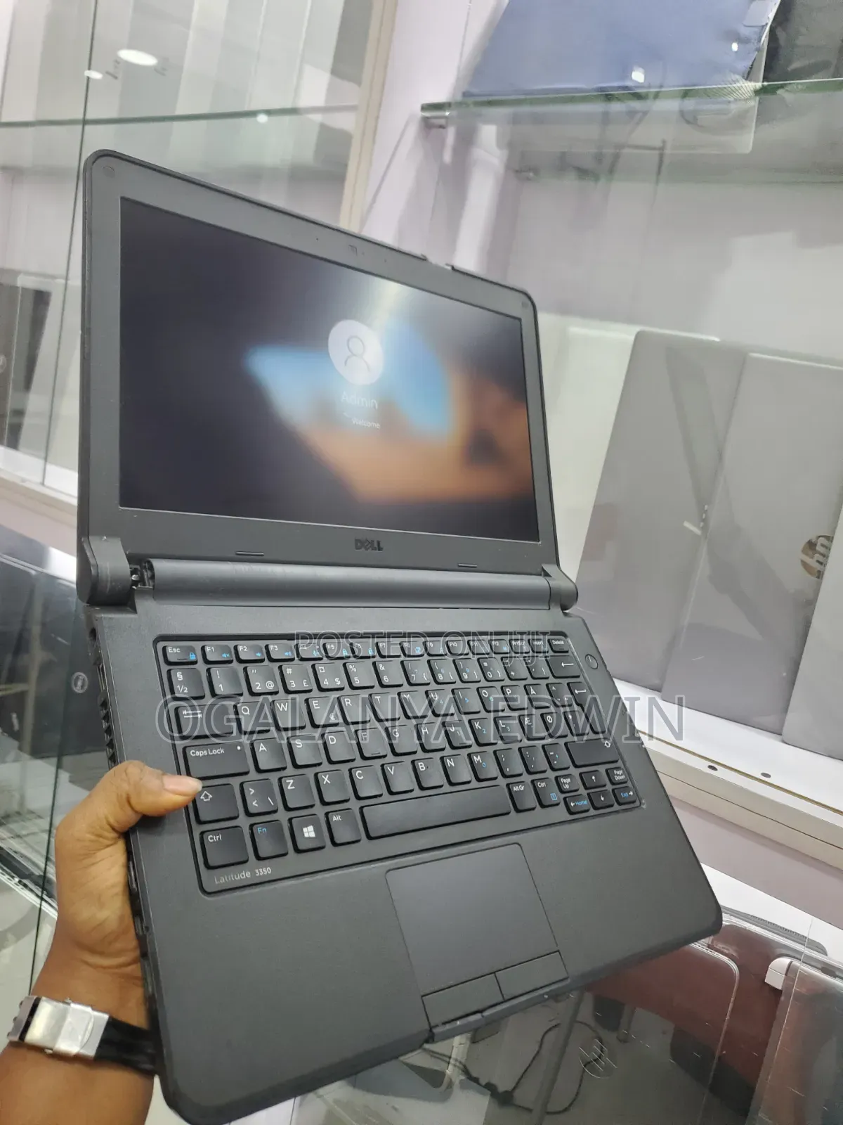 Laptop Dell Latitude 3350 8GB Intel Core 3 HDD 500GB