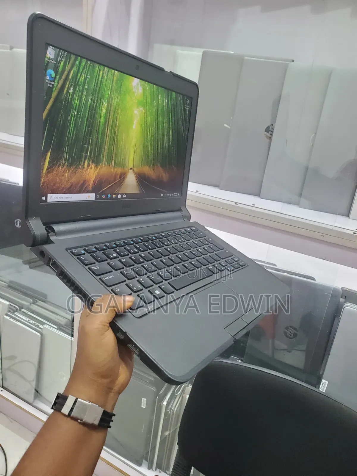 Laptop Dell Latitude 3350 8GB Intel Core 3 HDD 500GB