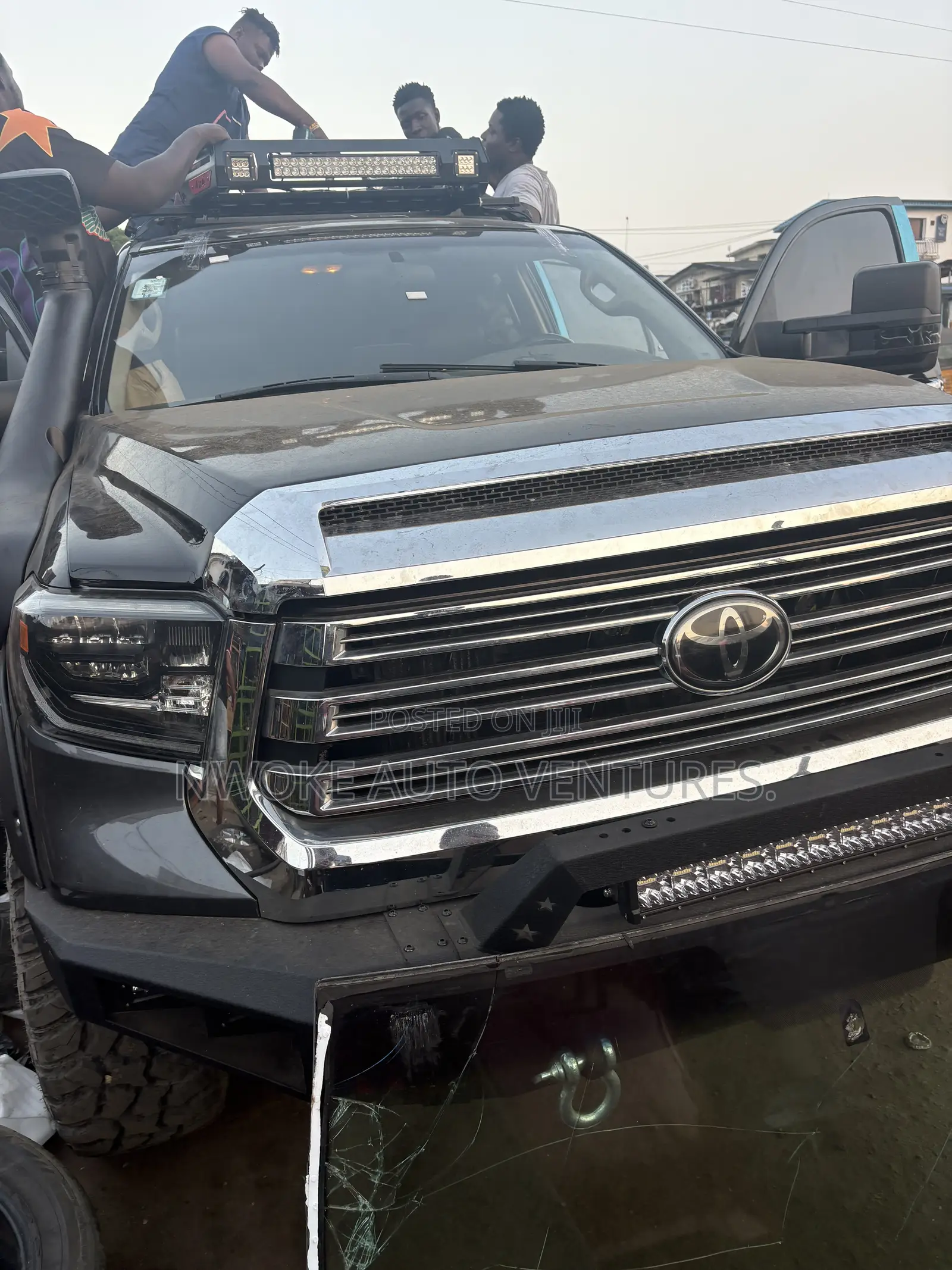 Upgrade Your Toyota Tundra 2007 to 2024 Offload Model