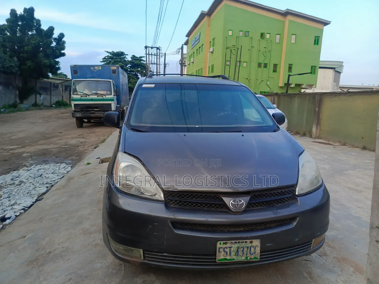 Toyota Sienna 2004 Gray
