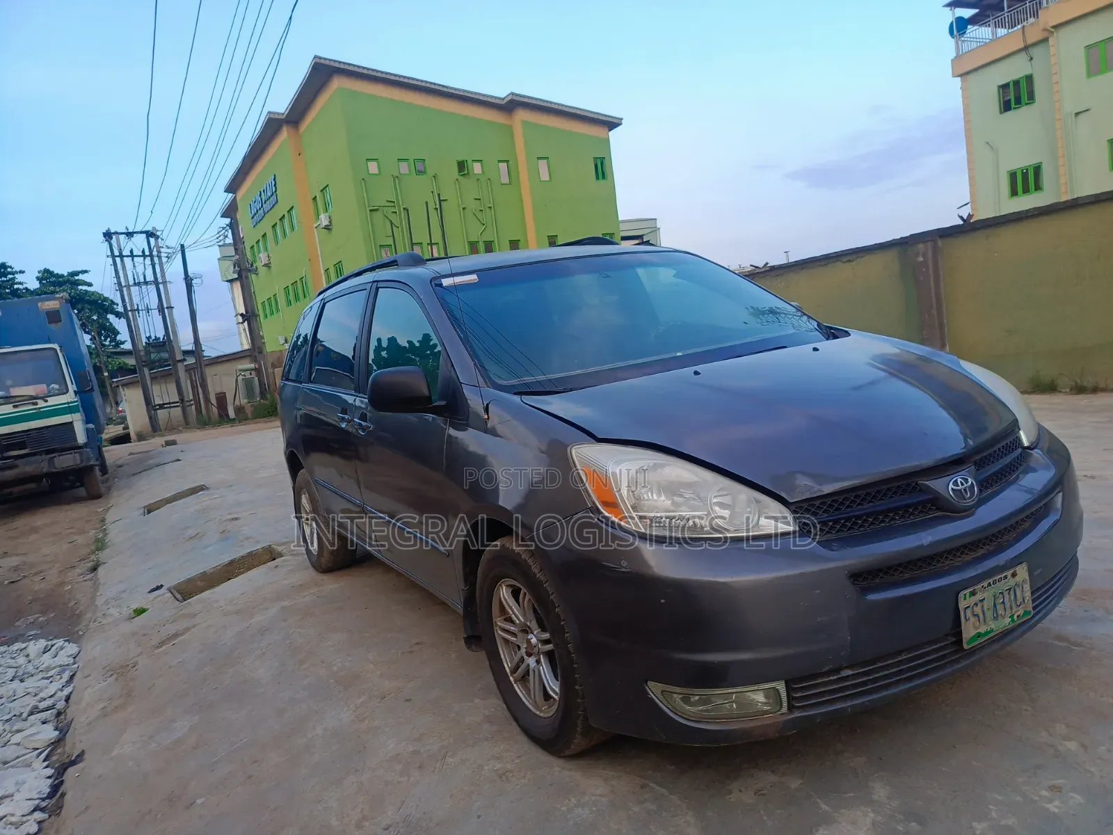 Toyota Sienna 2004 Gray