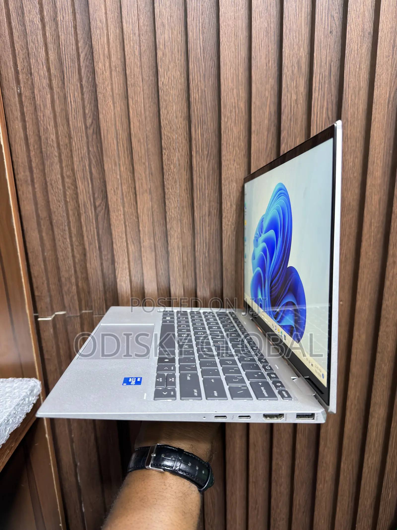 Laptop HP EliteBook x360 1030 G8 16GB Intel Core i5 SSD 512GB