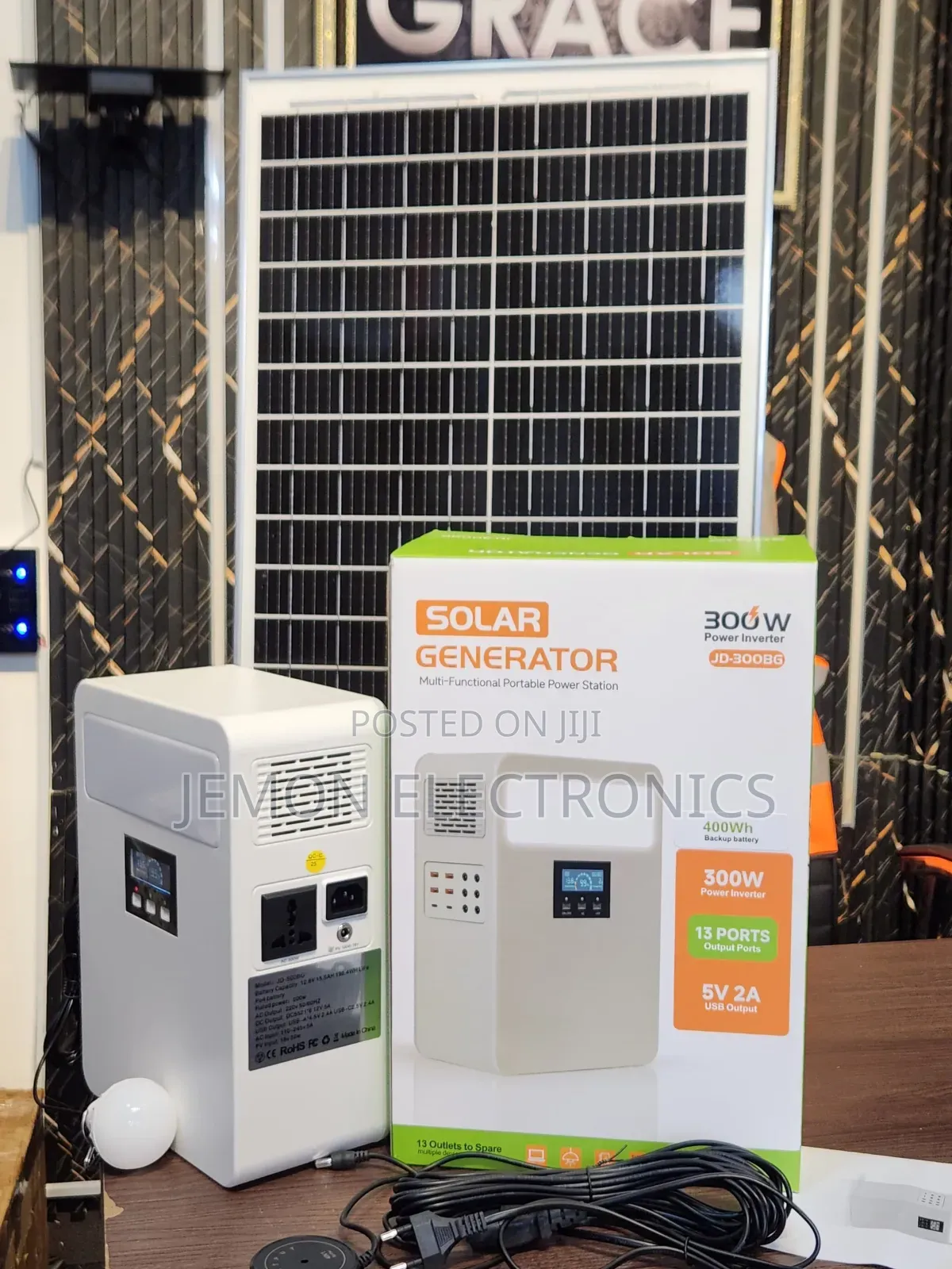 Original 300w Lithium Battery Solar Generator