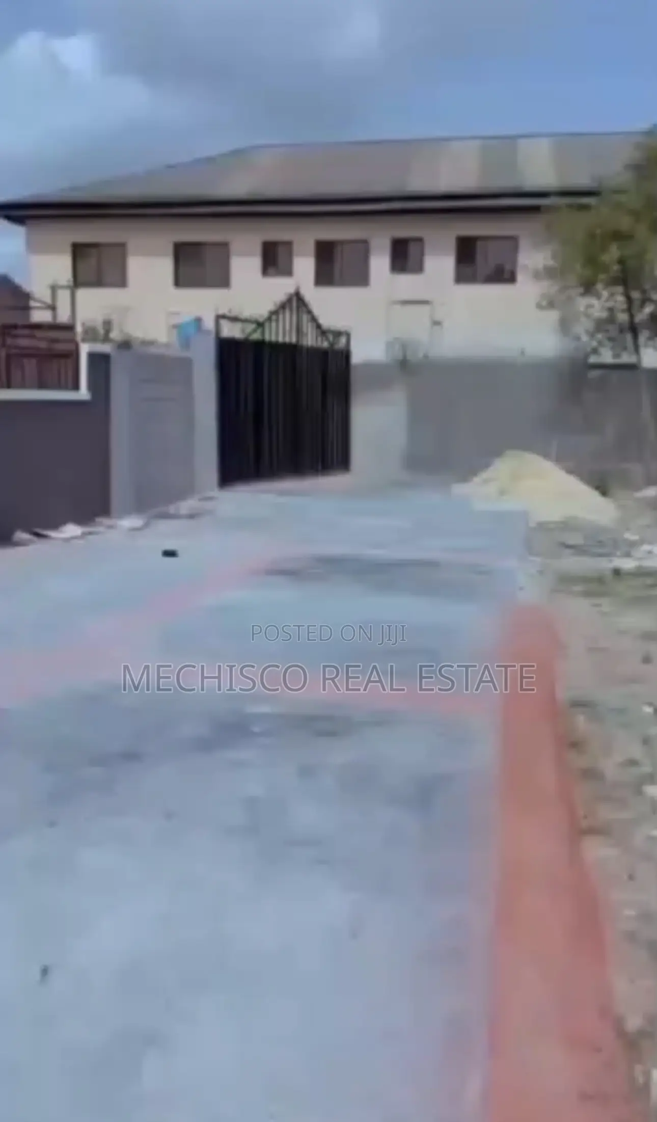 2bdrm Bungalow in Elelenwo for rent