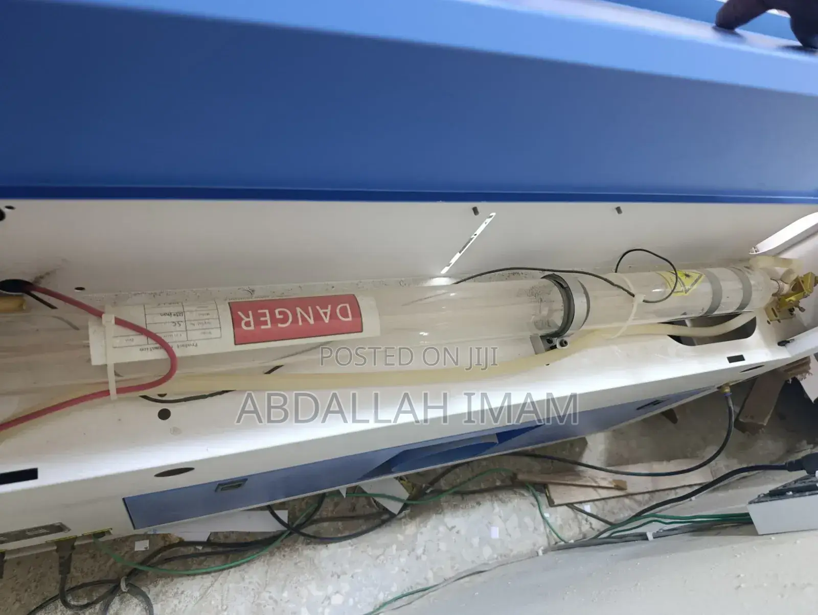 60w Co2 Laser Cutting Machine With Follow-Come Accessories