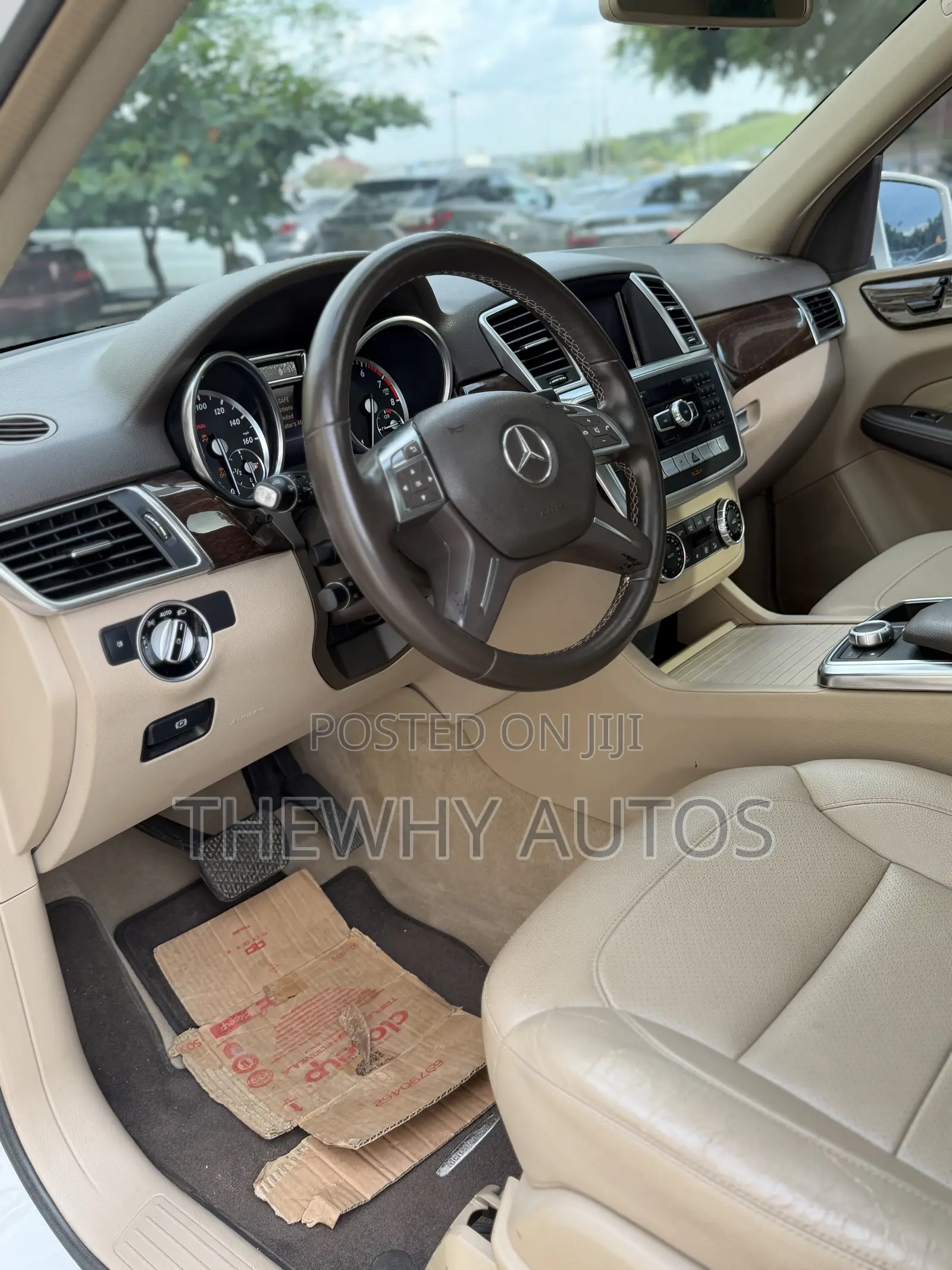 Mercedes-Benz M Class ML350 4dr SUV (3.5L 6cyl 7A) 2015 White