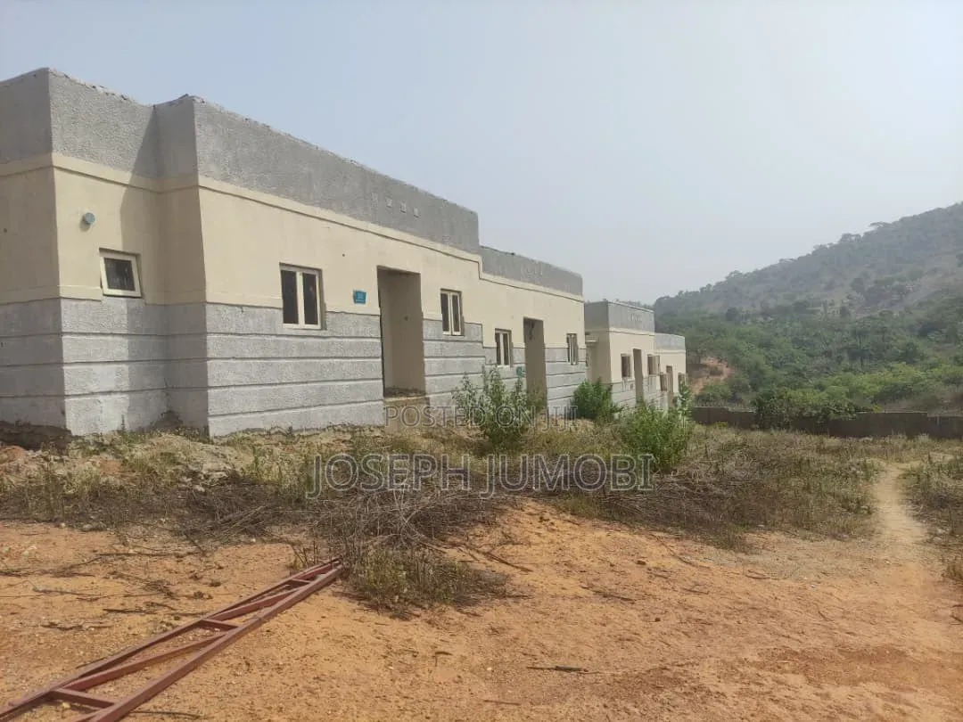3bdrm Bungalow in Brains & Hammers, Dei-Dei for sale
