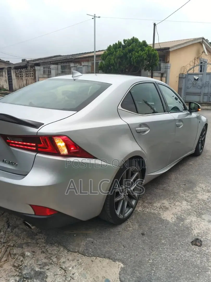 Lexus IS 2014 Silver