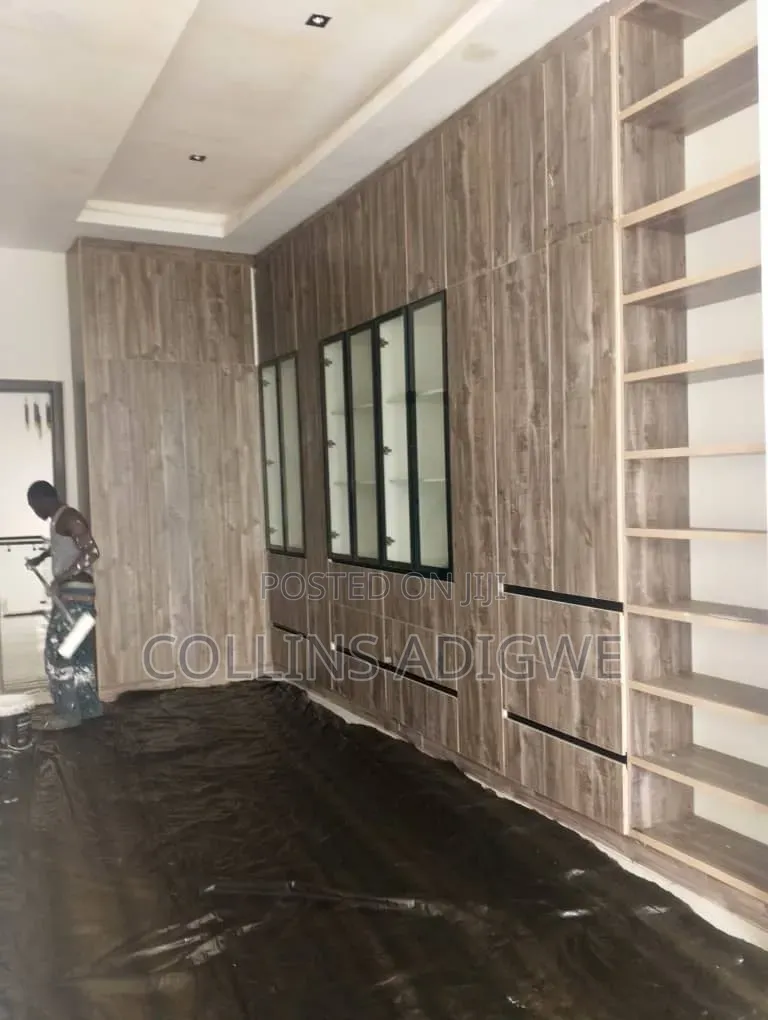 5bdrm Duplex in Osapa Lekki Lagos for sale