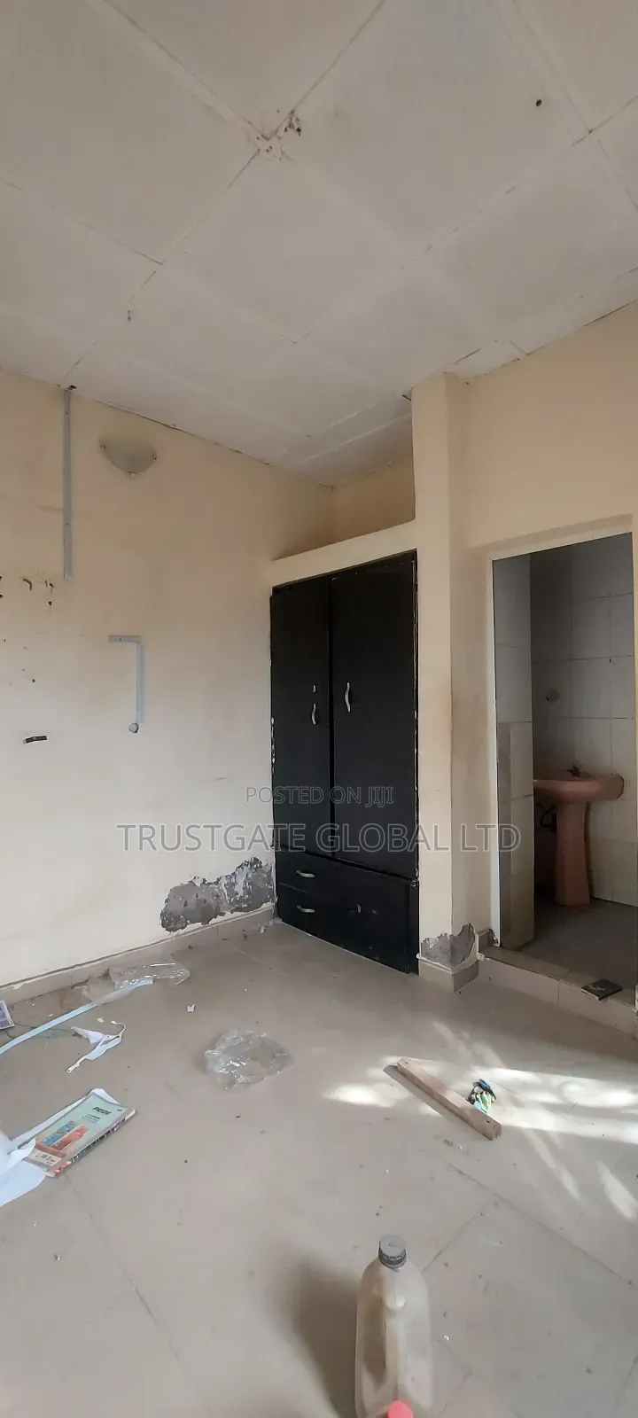 2bdrm House in Broadview Estate, Idu Industrial for rent