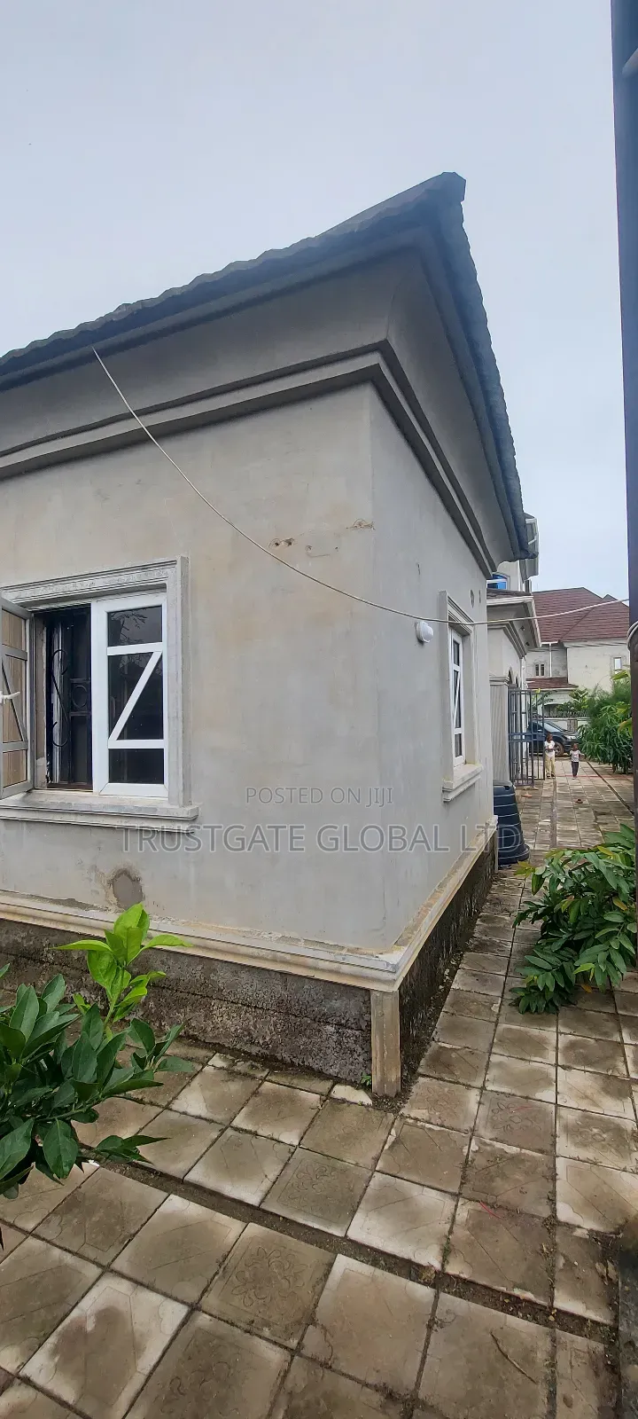 2bdrm House in Broadview Estate, Idu Industrial for rent