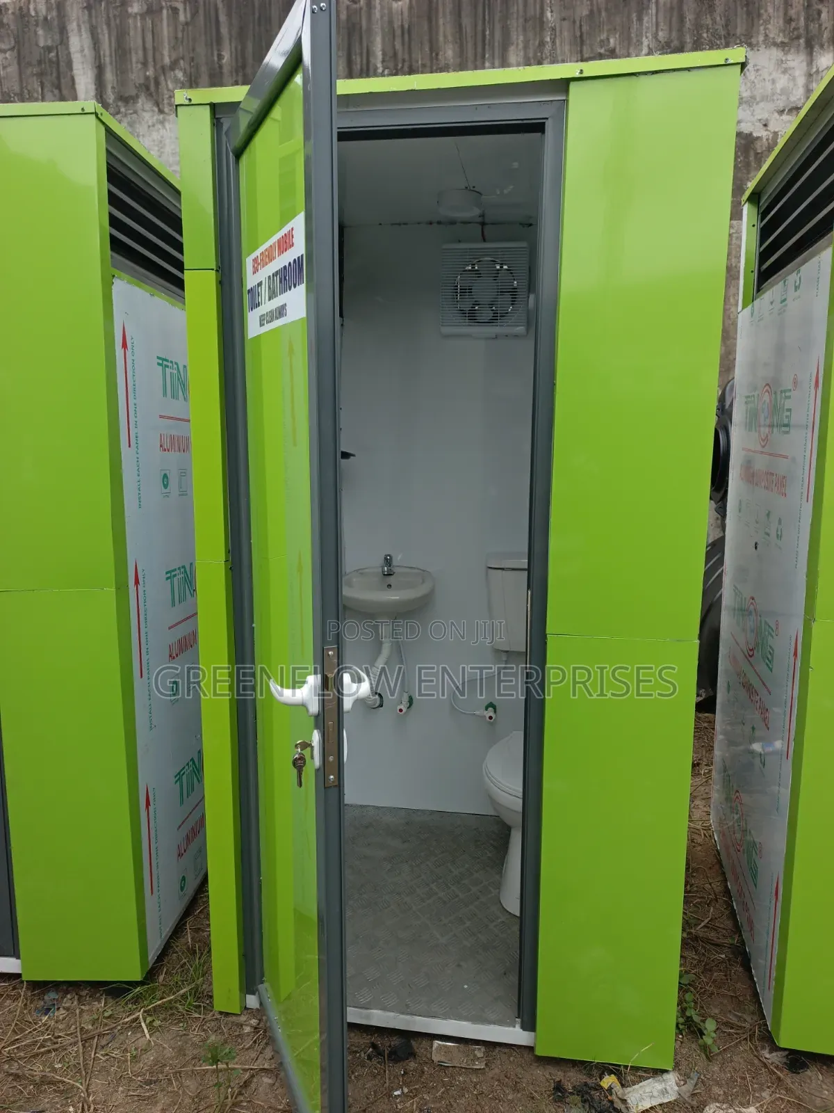 Eco-Friendly Mobile Toilet/Bathroom