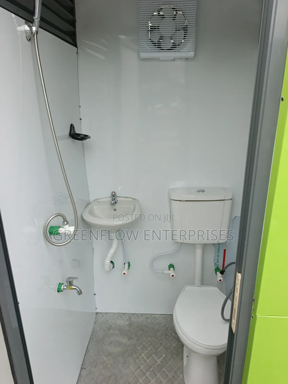 Eco-Friendly Mobile Toilet/Bathroom