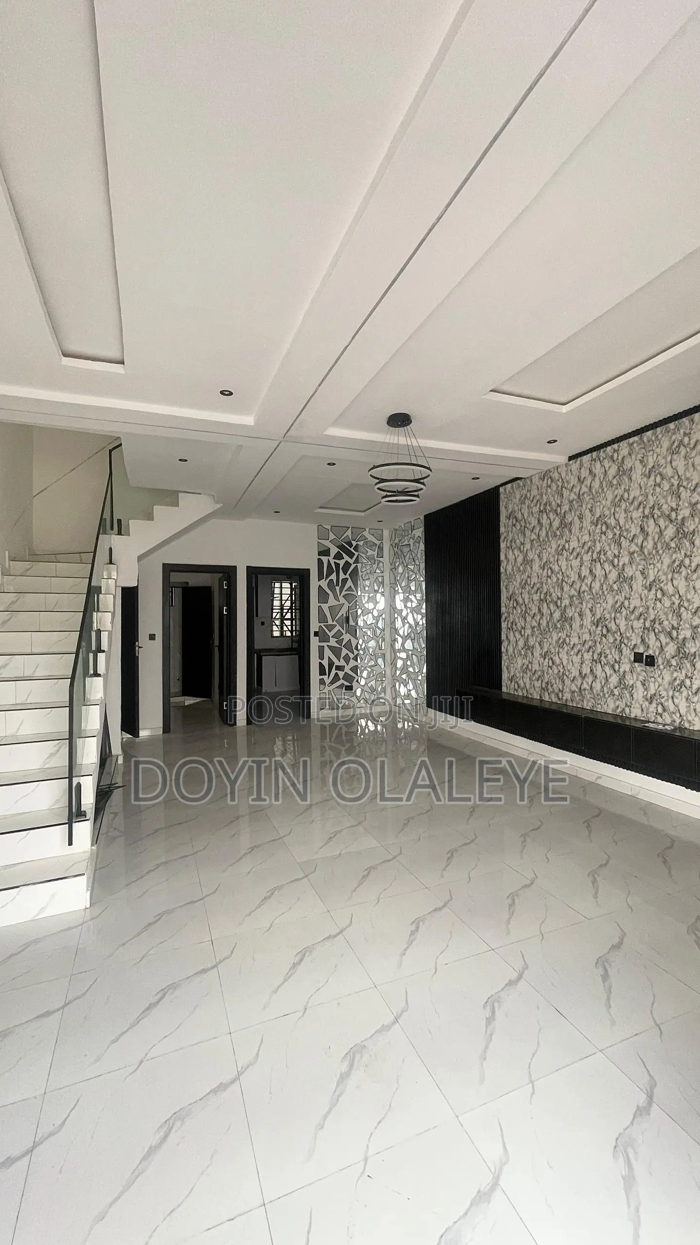 4bdrm Duplex in Ikota for sale