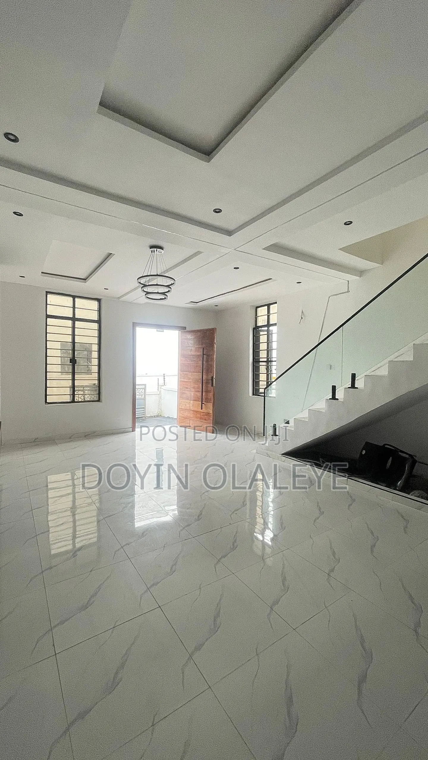 4bdrm Duplex in Ikota for sale