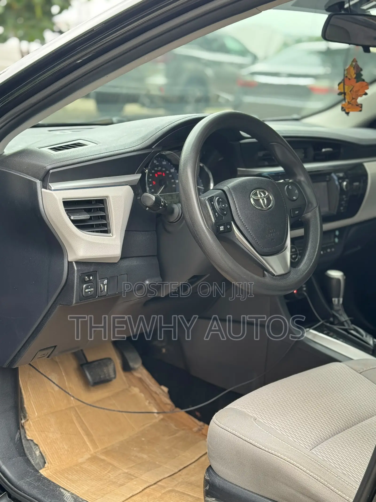 Toyota Corolla LE Eco 4dr Sedan (1.8L 4cyl CVT) 2014 Black