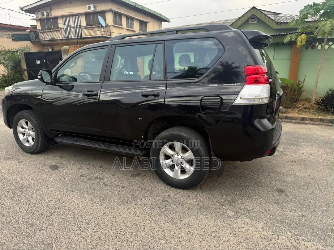 Toyota Land Cruiser Prado 4.0 Petrol TX-L 2010 Black