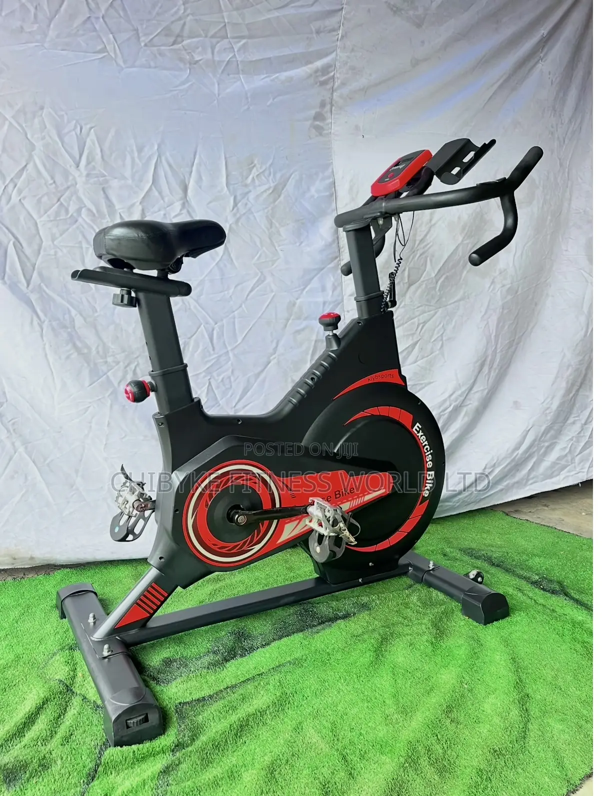 Brand New Commercial Spin Bike (150kg)
