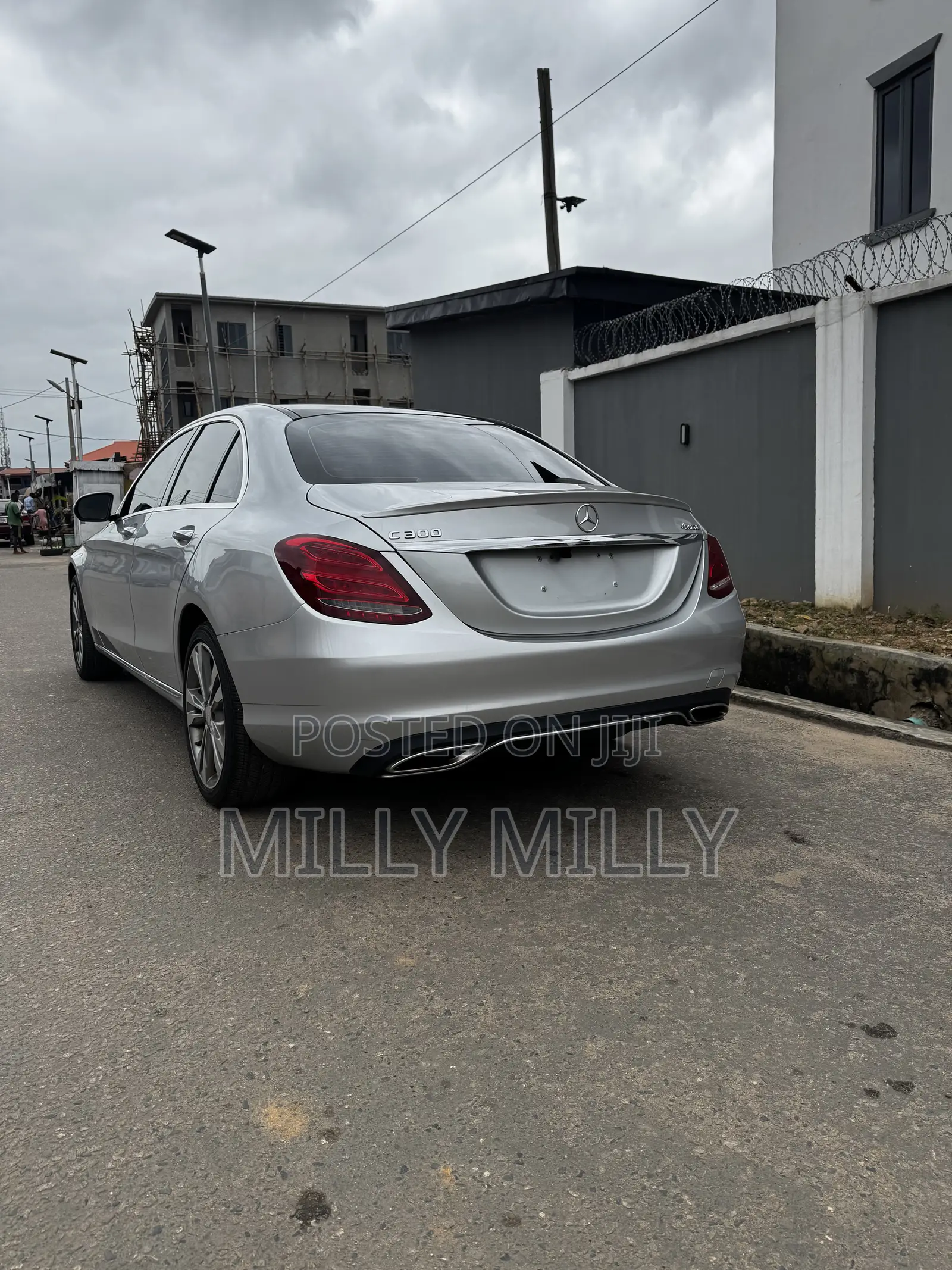 Mercedes-Benz C300 2017 Silver