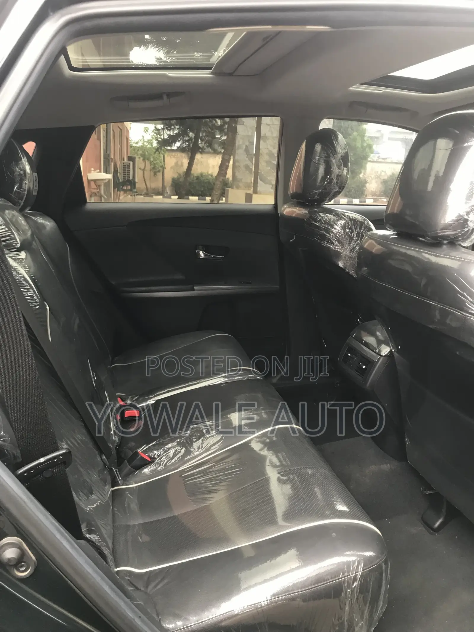 Toyota Venza XLE 4dr Wagon AWD (3.5L 6cyl 6A) 2015