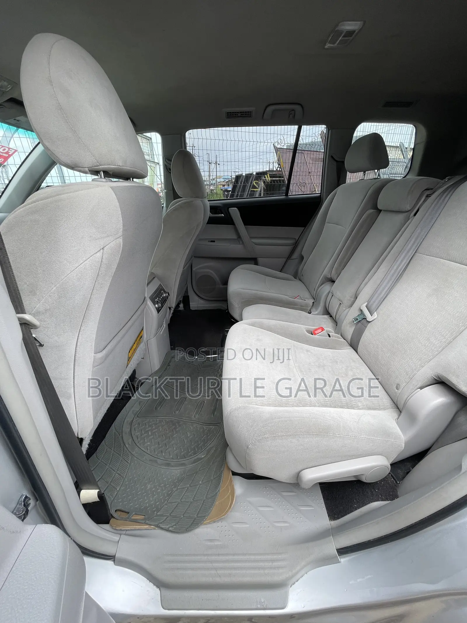 Toyota Highlander 2012 Gray