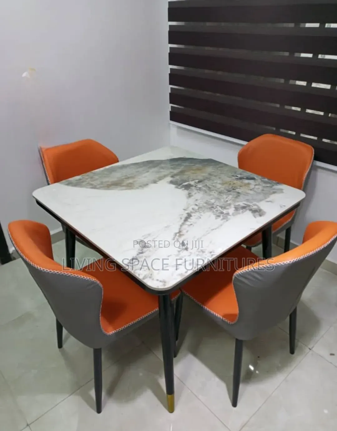 Comfortable Dining Set by 4Seaters