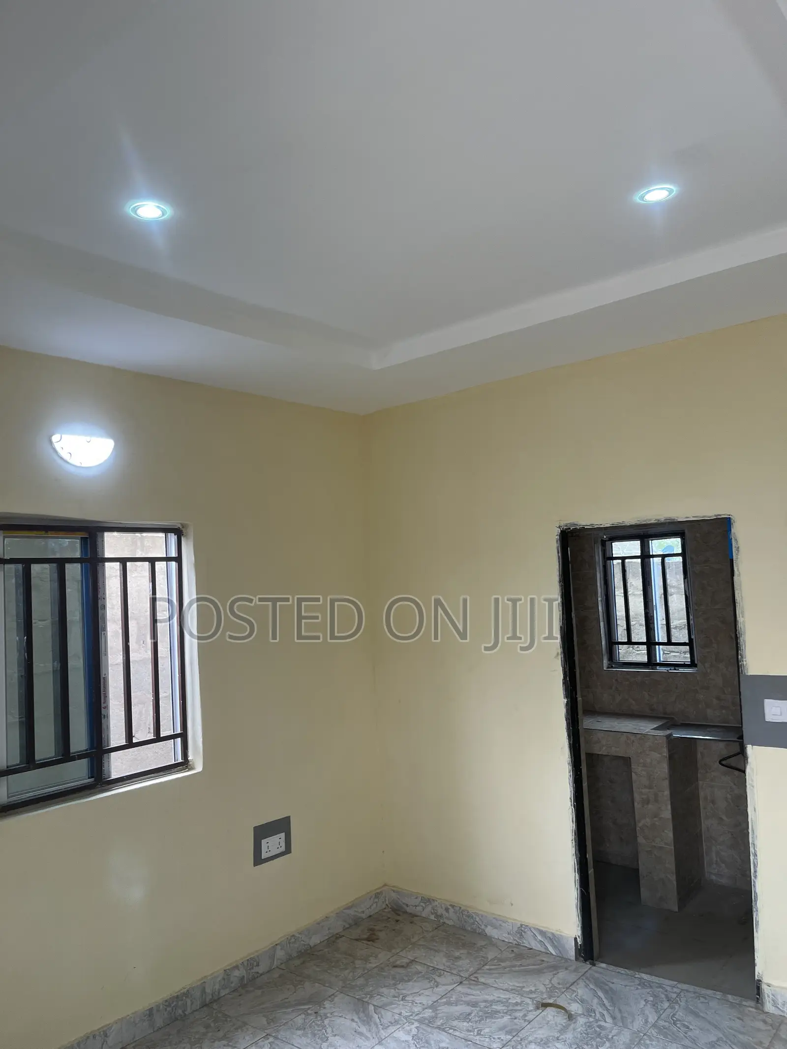 Studio Apartment in Gra, Sabon Lugbe for rent