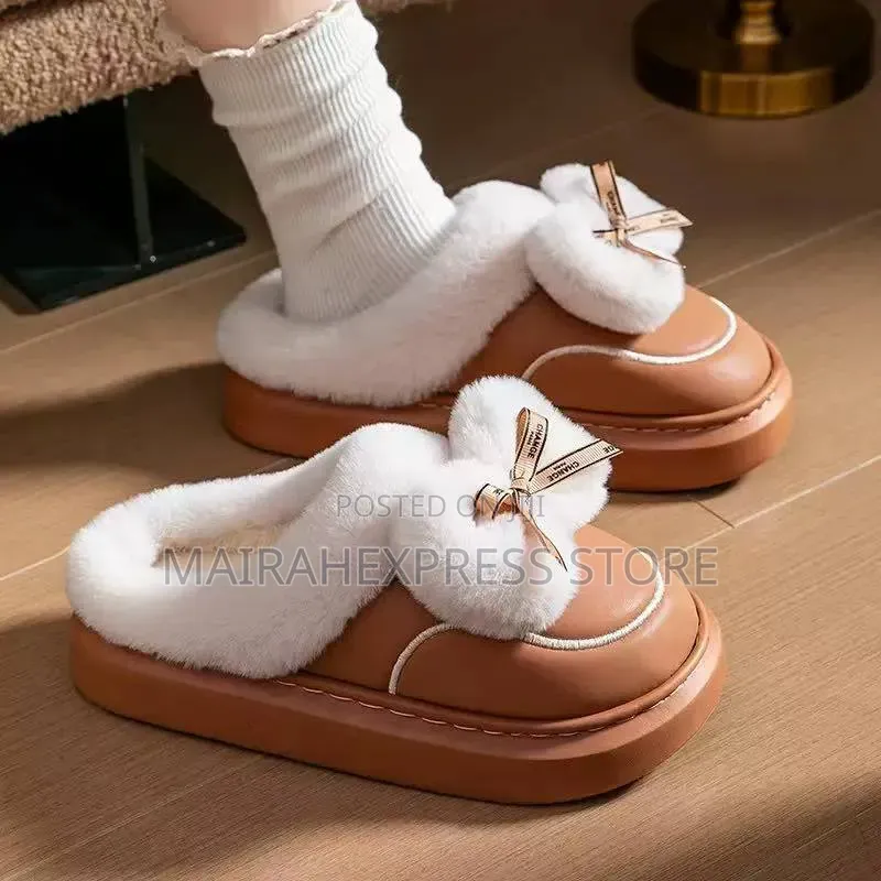 Slip-on Platform Indoor Slippers T2mm7