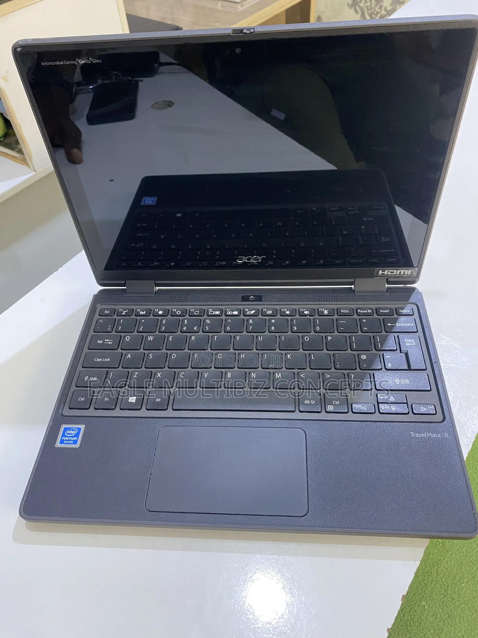 Laptop Acer TravelMate P6 4GB Intel Celeron SSD 128GB