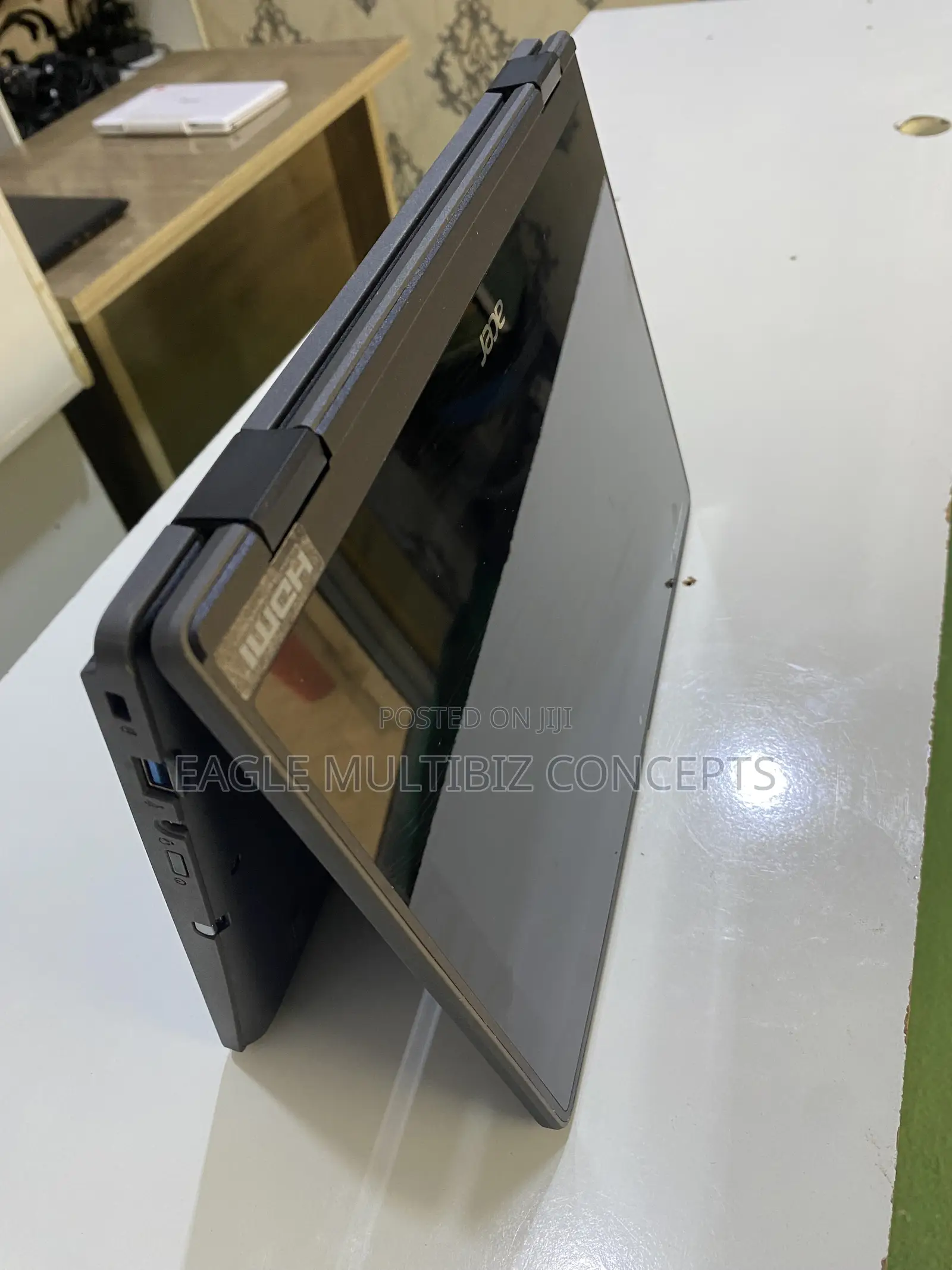 Laptop Acer TravelMate P6 4GB Intel Celeron SSD 128GB
