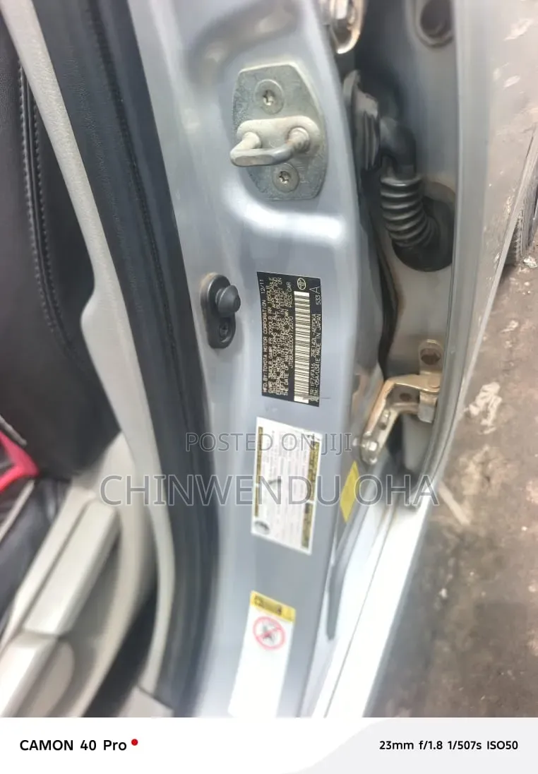 Toyota Corolla 2012 Silver