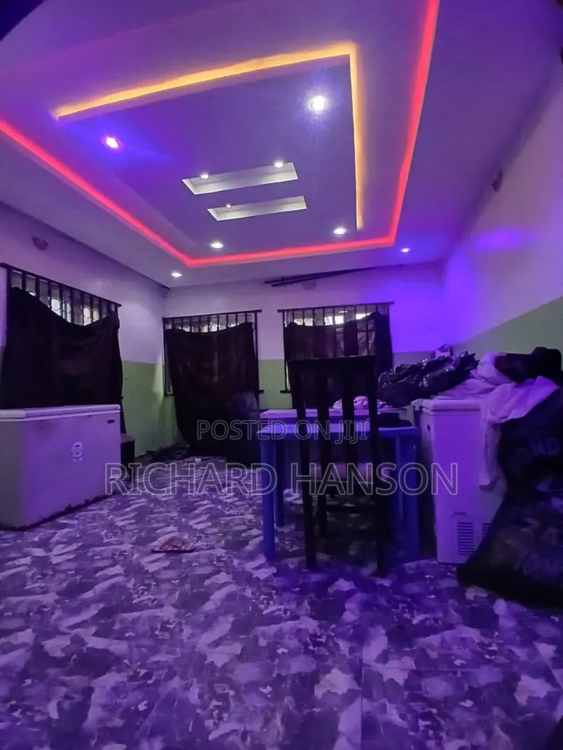 3bdrm Bungalow in In Awoyaya for rent