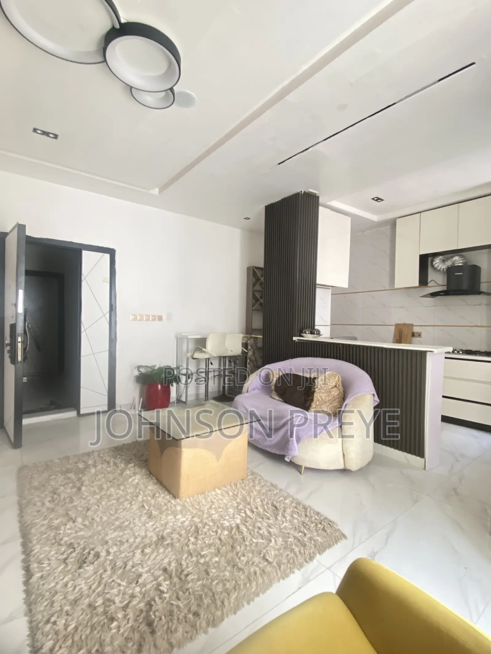 2bdrm Apartment in Abisola Court, Lekki Phase 1 for sale