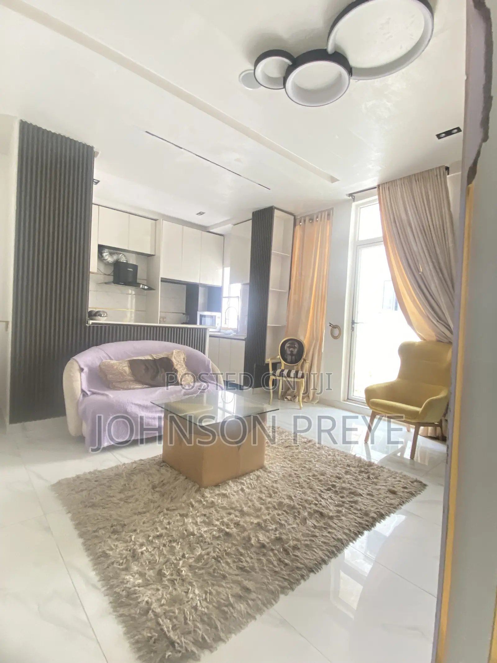 2bdrm Apartment in Abisola Court, Lekki Phase 1 for sale