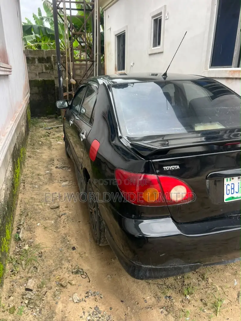 Toyota Corolla S 2004 Black